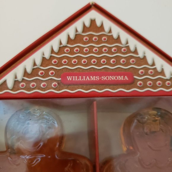 Williams Sonoma Glass Gingerbread Man Tiny Taper Candle Holders Set of 4 NIB - Picture 2 of 7